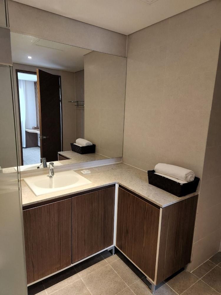 Hotel The Recenz Dongdaemun 4*